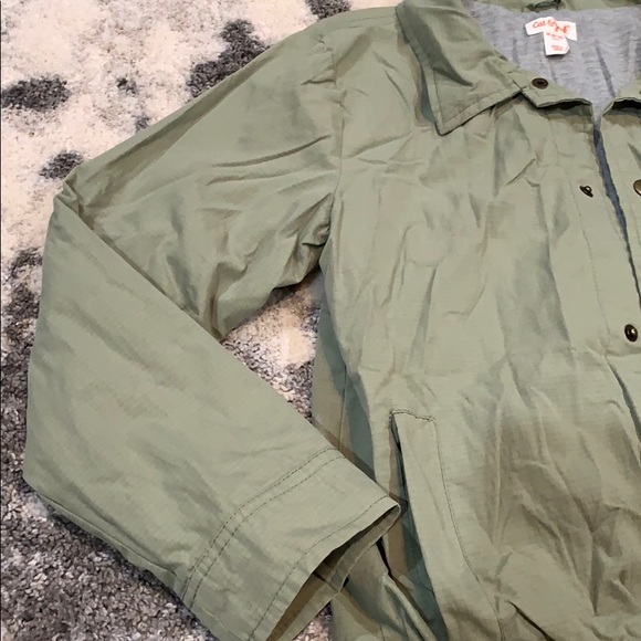 Cat & Jack Boys light weight jacket M8/10 - Picture 4 of 6